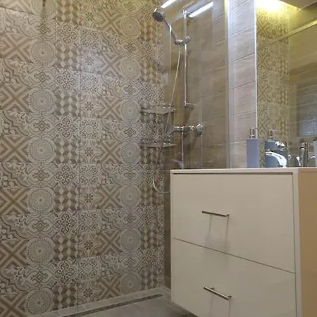 Stefi Termalfuerdo Koezeleben Apartmán *